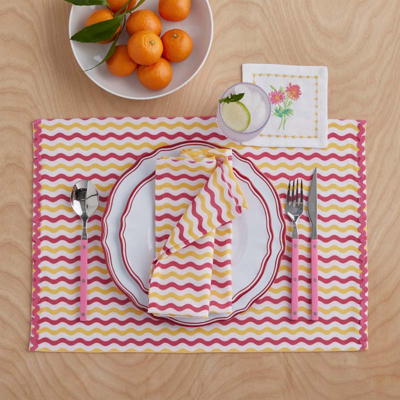 Arienna Wave Placemats, Set of 4