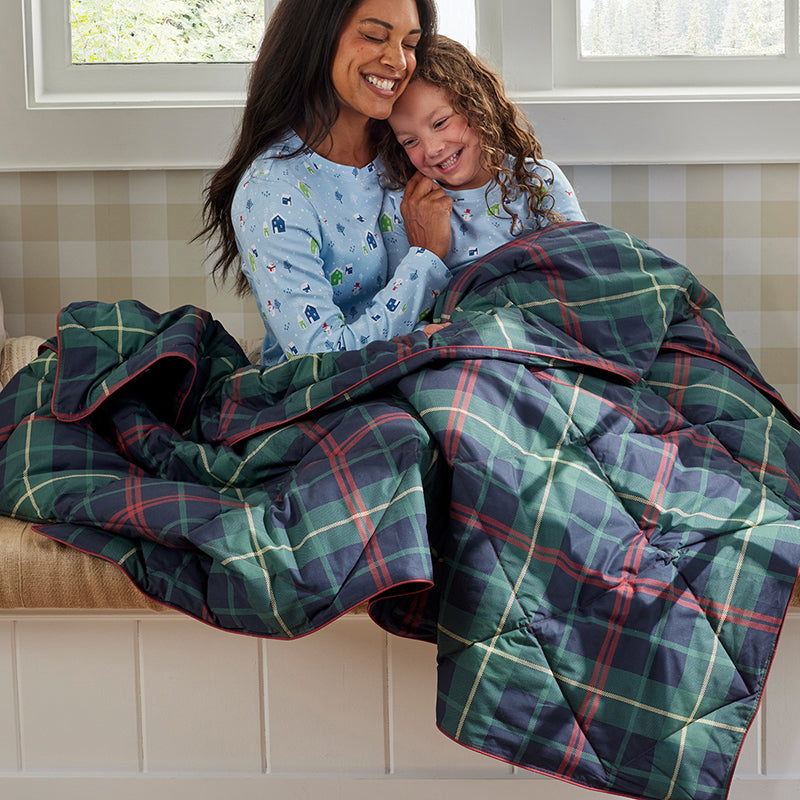 LoftAIRE™ Holiday Throw