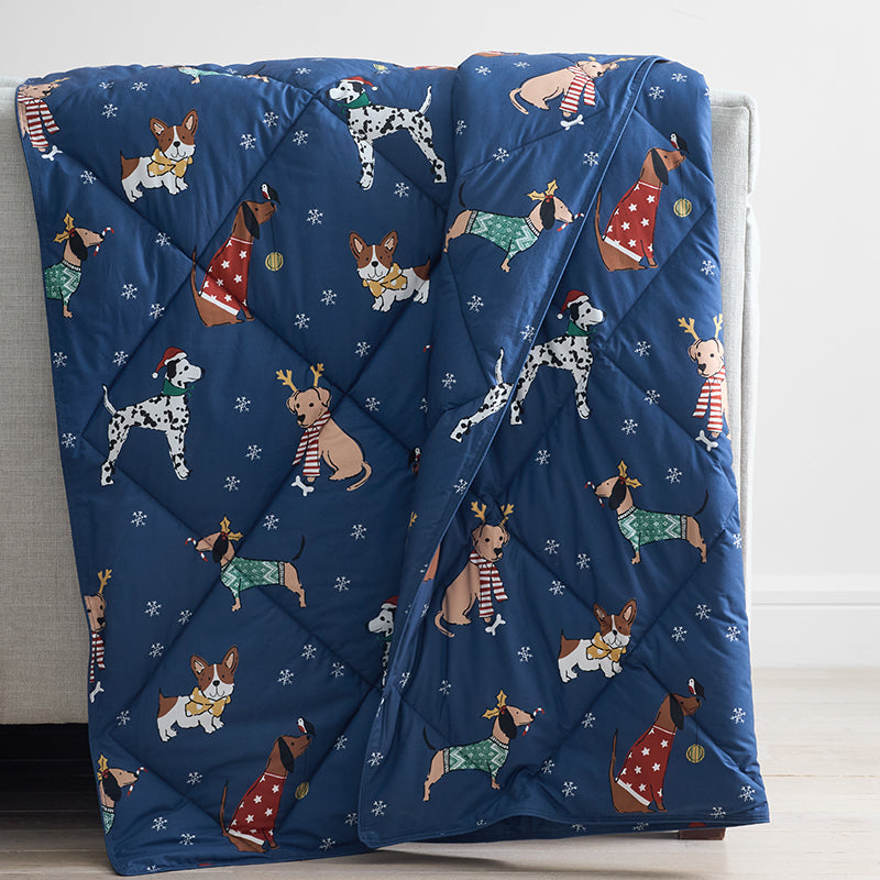 LoftAIRE™ Holiday Throw