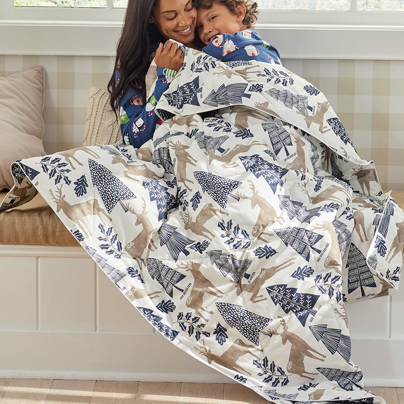 LoftAIRE™ Holiday Throw