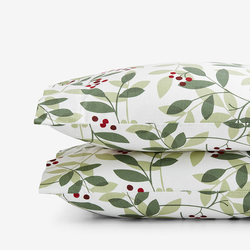 Holiday Print Classic Ultra-Cozy Cotton Flannel Pillowcase Set