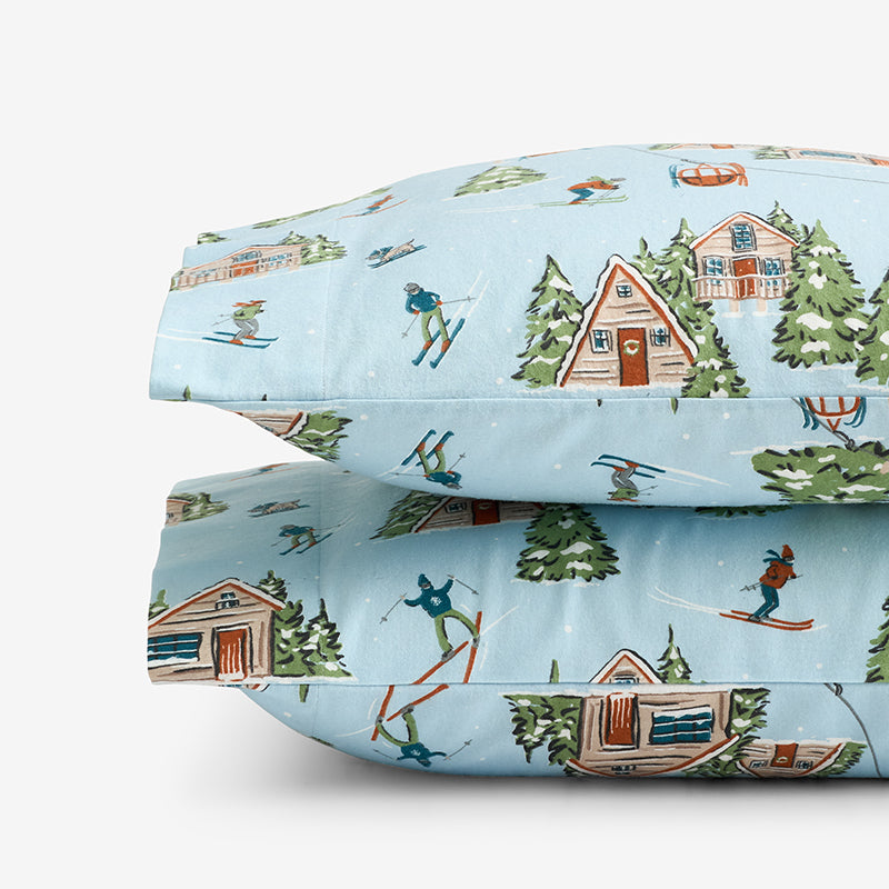 Holiday Print Classic Ultra-Cozy Cotton Flannel Pillowcase Set