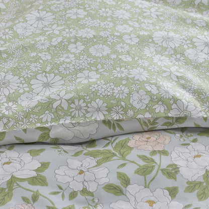 Misty Meadow Cluster Reversible Classic Smooth Sateen Duvet Cover