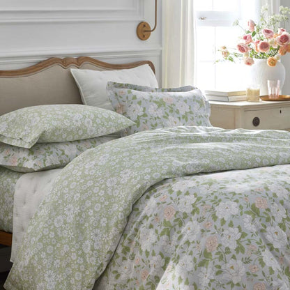 Misty Meadow Cluster Reversible Classic Smooth Sateen Duvet Cover