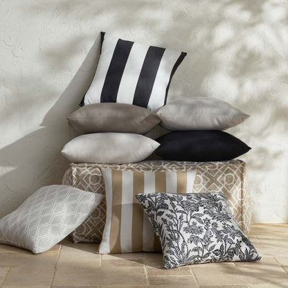 Indoor/Outdoor Toss Pillow
