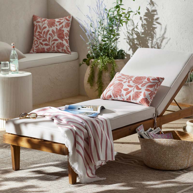 Indoor/Outdoor Toss Pillow