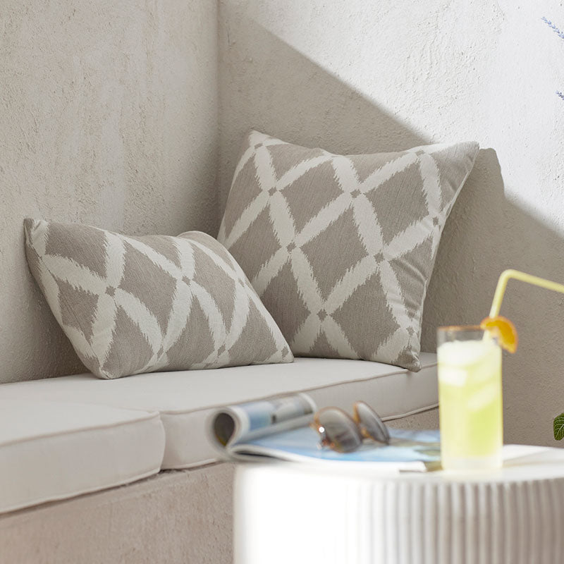 Indoor/Outdoor Toss Pillow