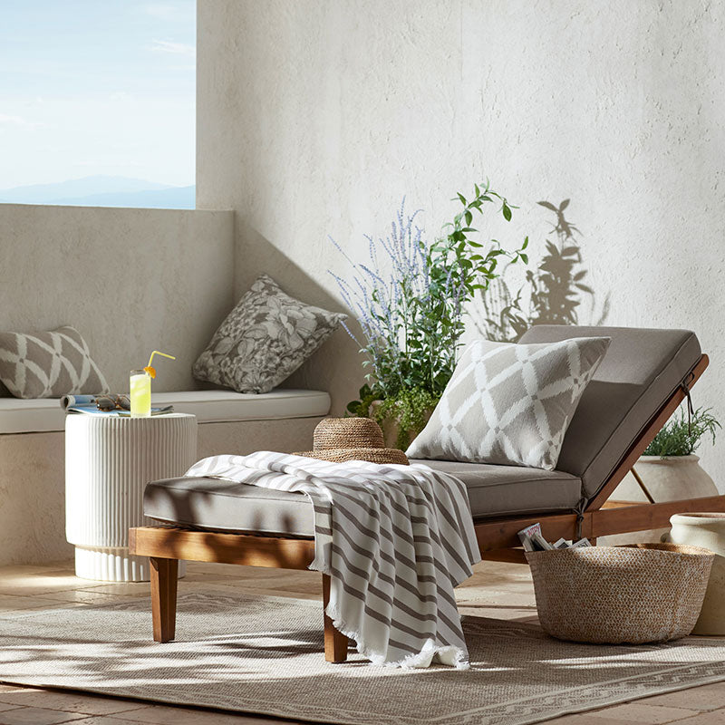 Indoor/Outdoor Toss Pillow