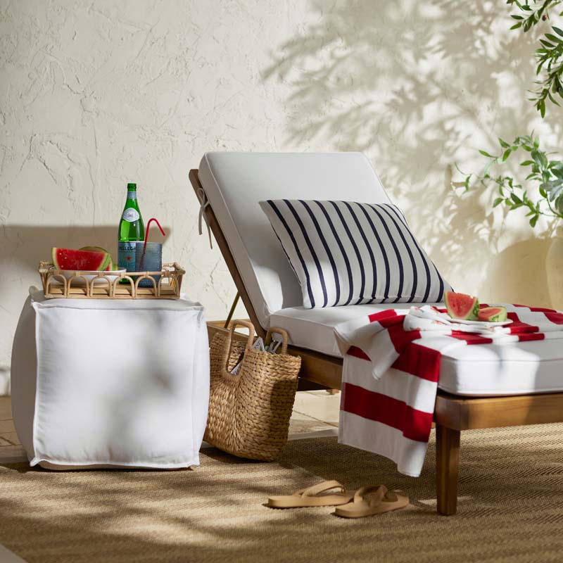 Indoor/Outdoor Toss Pillow