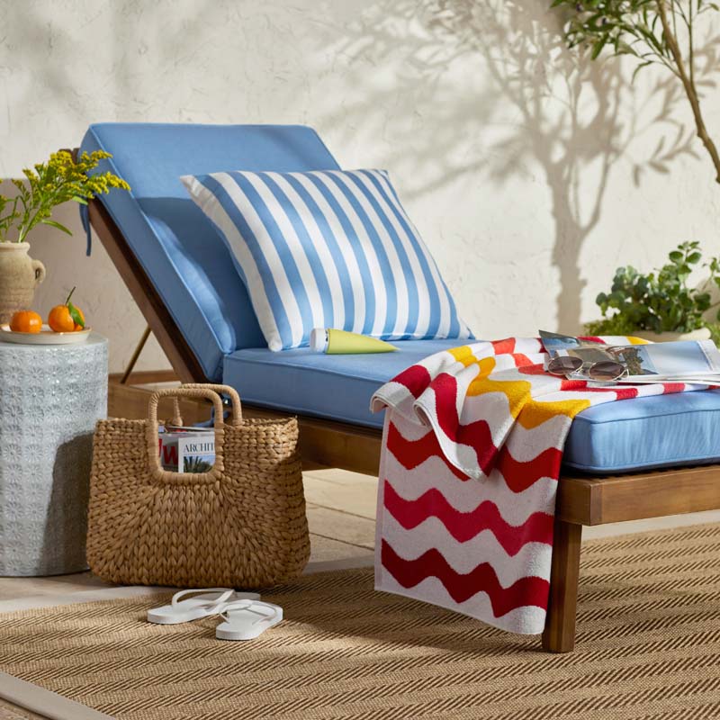 Indoor/Outdoor Toss Pillow