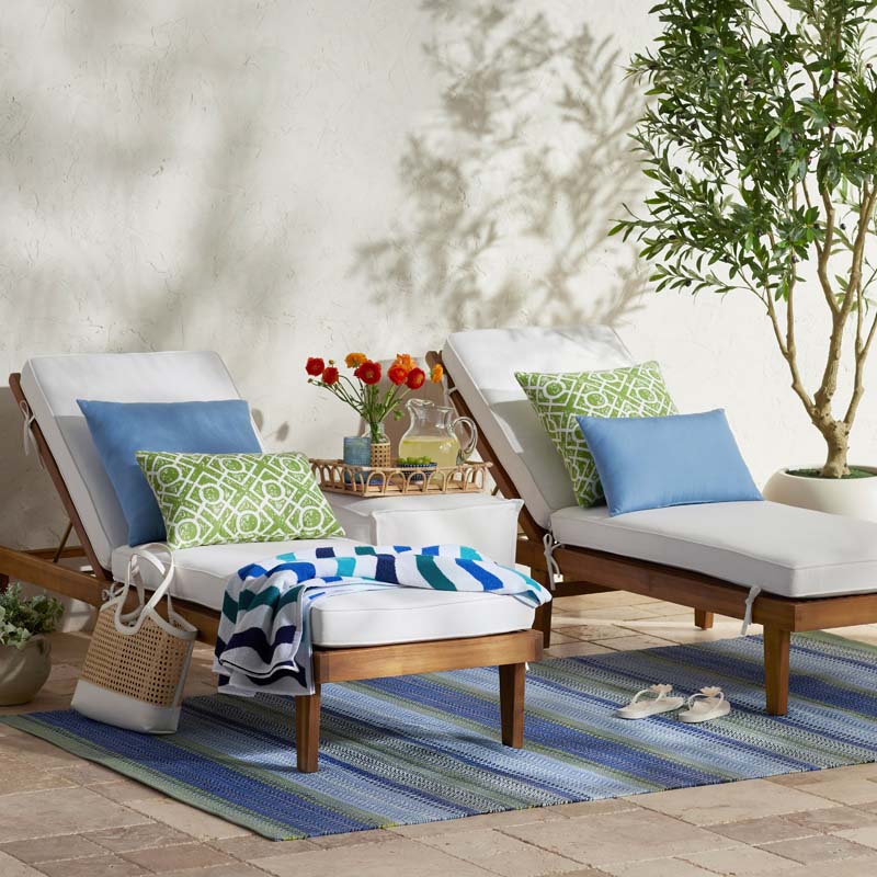 Indoor/Outdoor Toss Pillow