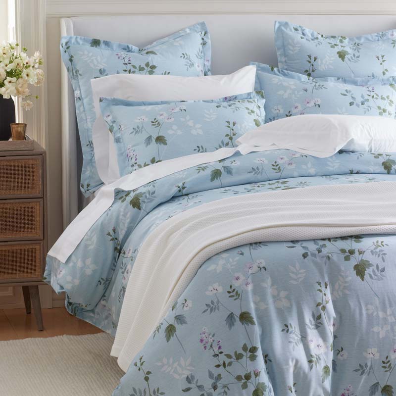 Wispy Meadow Premium Smooth Wrinkle-Free Sateen Fitted Bed Sheet