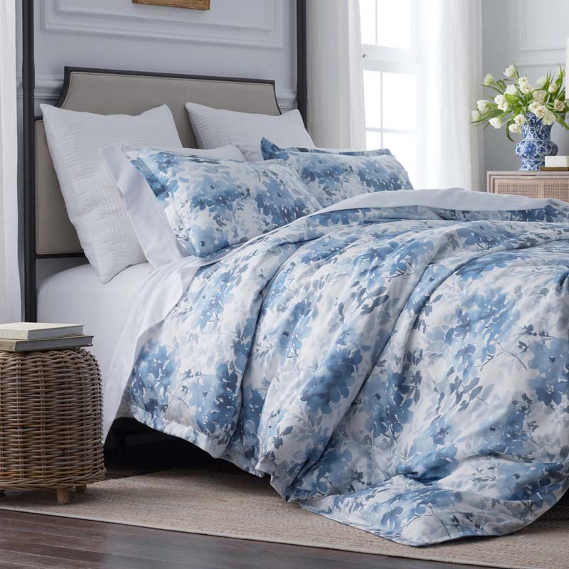 Floral Grove Premium Smooth Wrinkle-Free Sateen Flat Bed Sheet