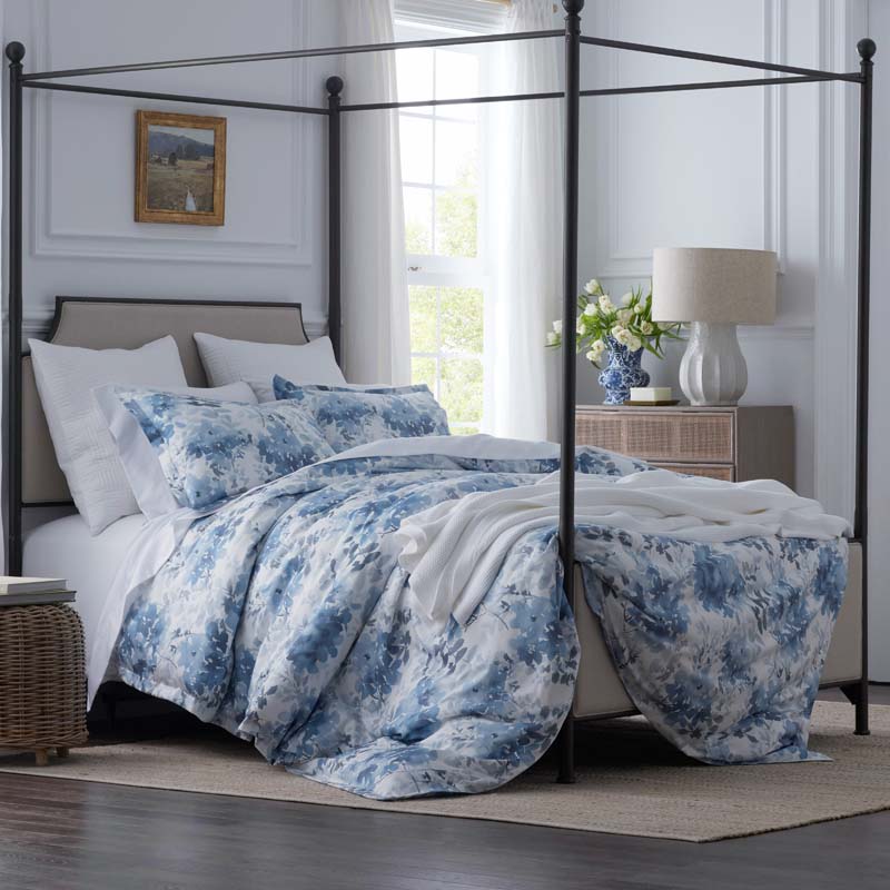 Floral Grove Premium Smooth Wrinkle-Free Sateen Flat Bed Sheet
