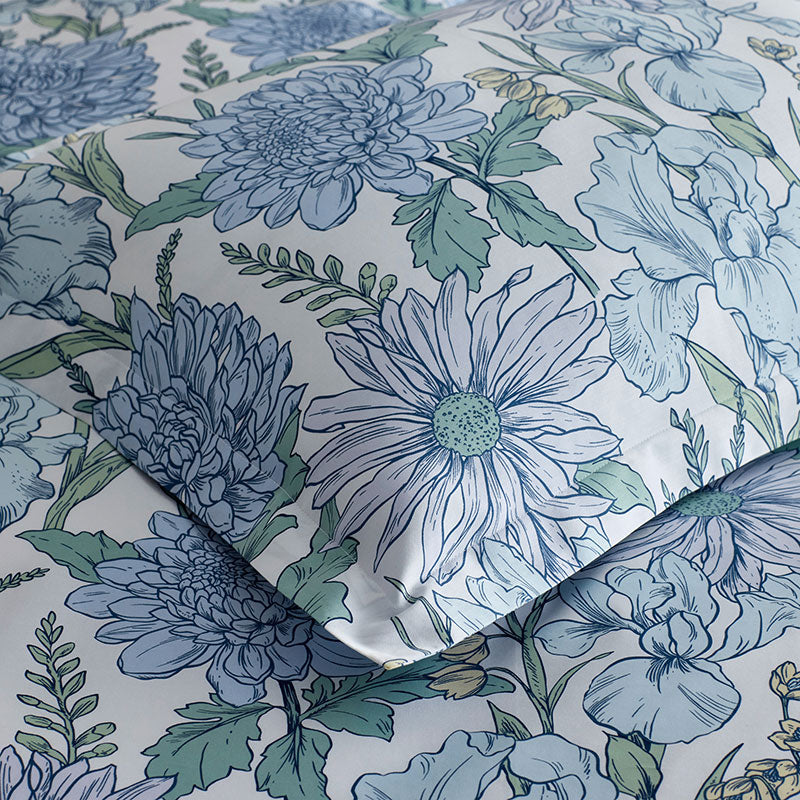 Garden Bliss Classic Smooth Sateen Comforter