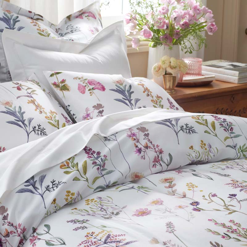 Blooming Garden Classic Smooth Sateen Pillowcase Set