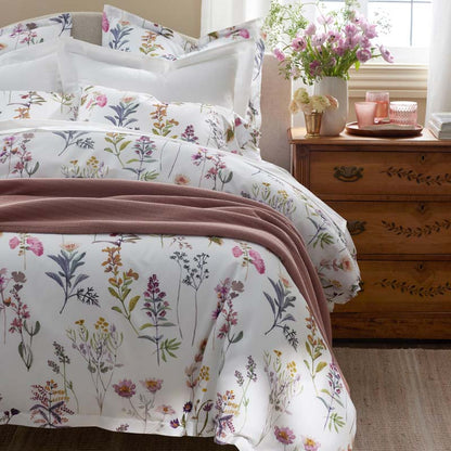 Blooming Garden Classic Smooth Sateen Bed Sheet Set