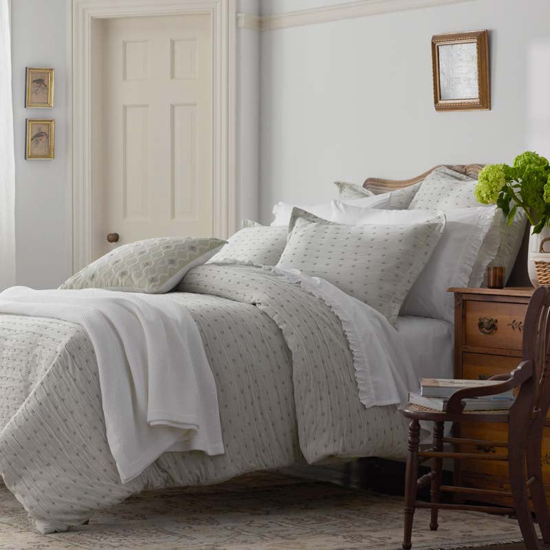 Tira Mini Floral Decorative Square Pillow Cover