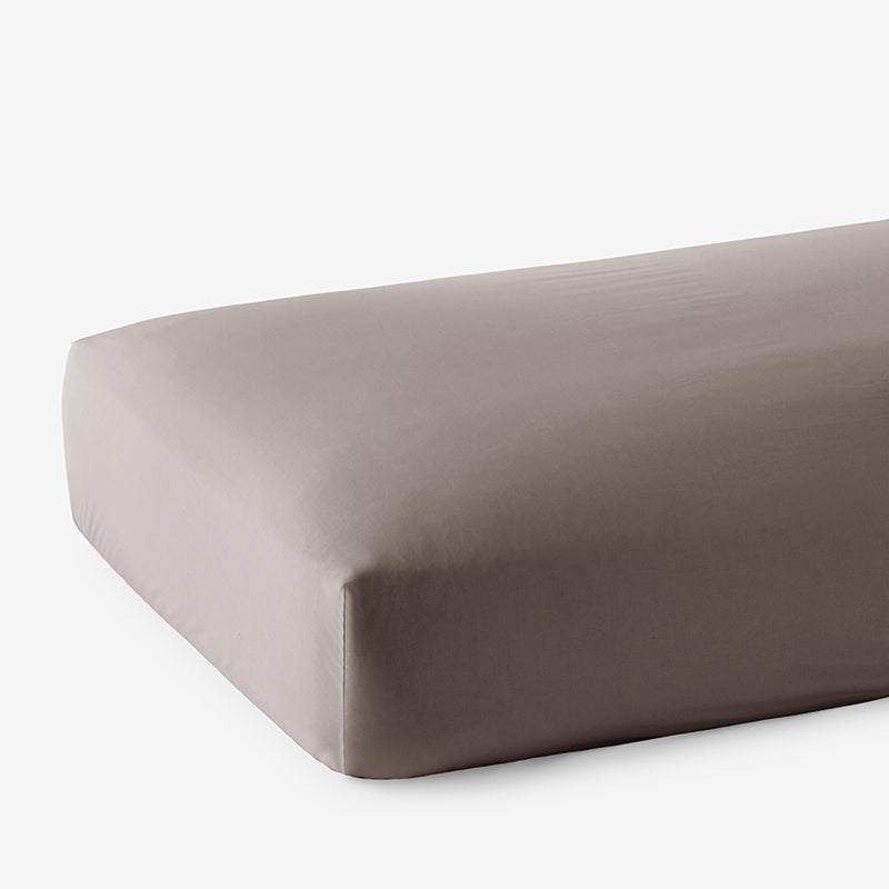 Classic Smooth Cotton Wrinkle-Free Sateen Fitted Bed Sheet
