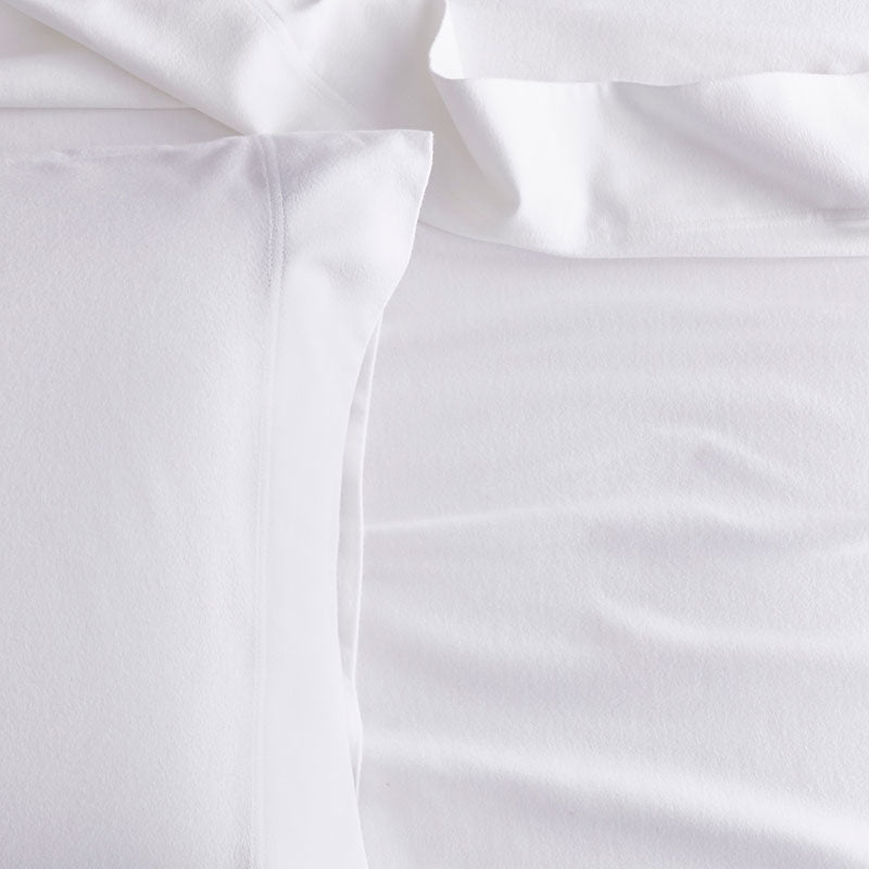 Luxe Ultra-Cozy Cotton Velvet Flannel Fitted Bed Sheet