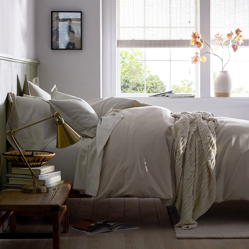 Luxe Ultra-Cozy Cotton Velvet Flannel Fitted Bed Sheet