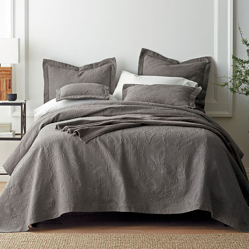Putnam Cotton Matelassé Bedspread