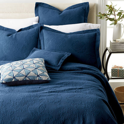 Putnam Cotton Matelassé Bedspread