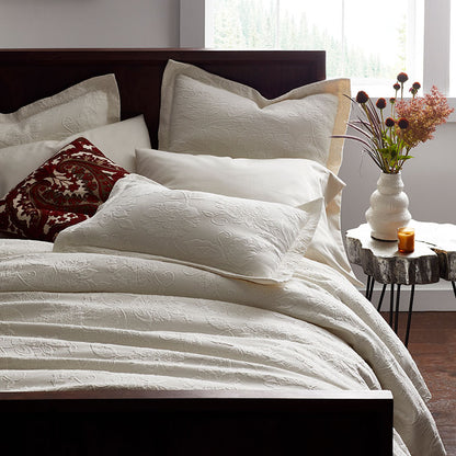 Putnam Cotton Matelassé Bedspread