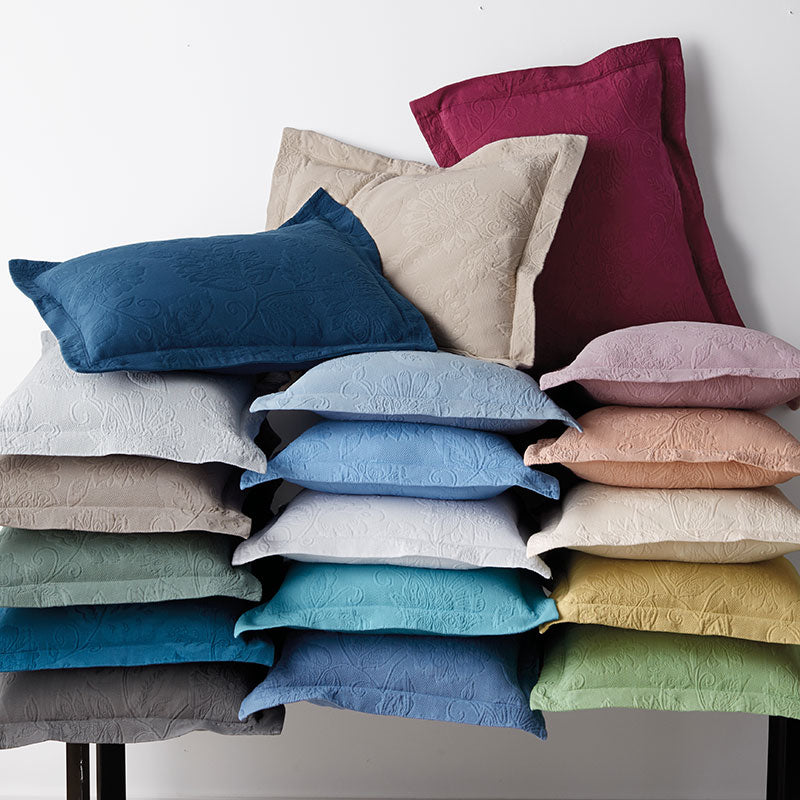 Putnam Cotton Matelassé Bedspread
