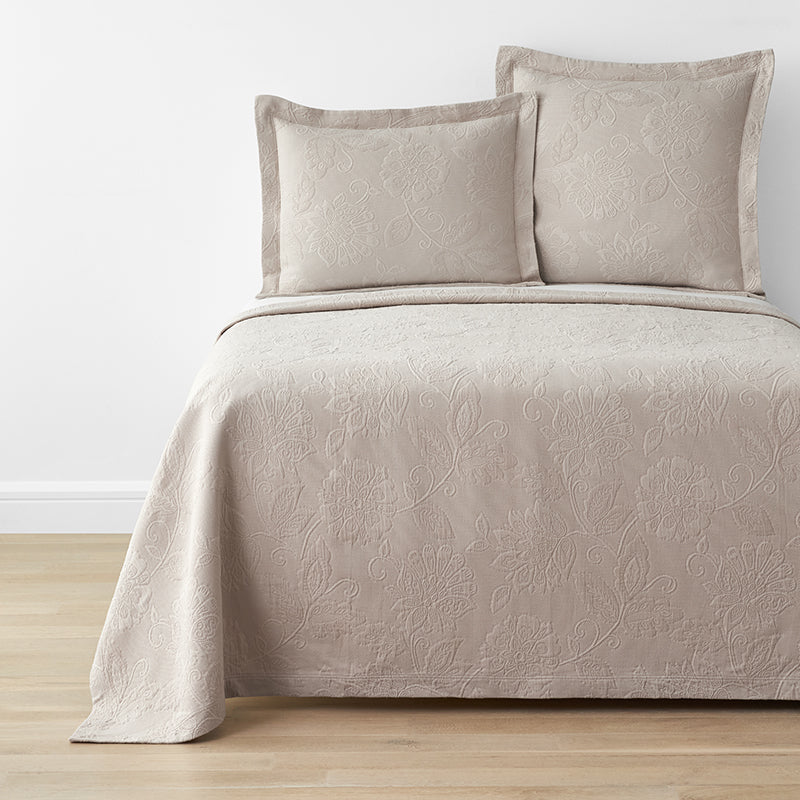 Putnam Cotton Matelassé Bedspread