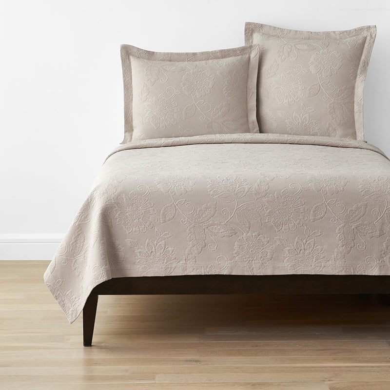 Putnam Cotton Matelassé Coverlet