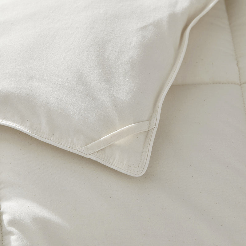 All Seasons Wool Comforter
