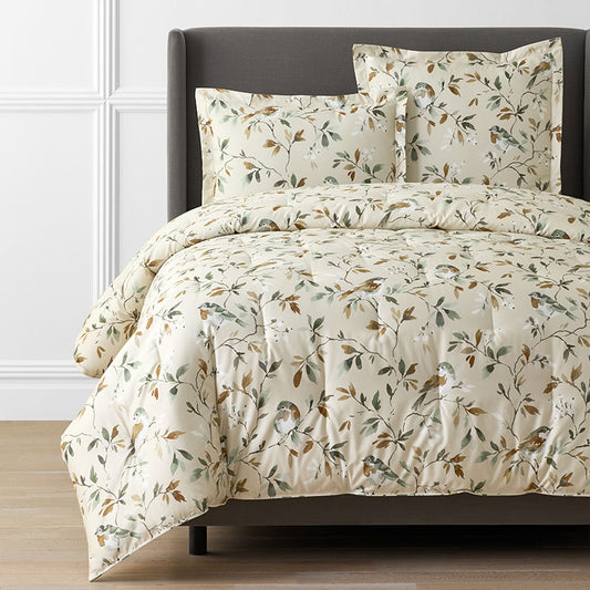 Wynnona Premium Smooth Wrinkle-Free Sateen Comforter