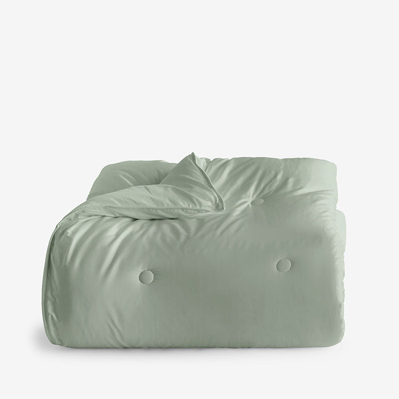 Classic Smooth Rayon Made From Bamboo Sateen Comforter