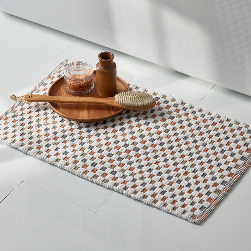 Checkered Bath Rug