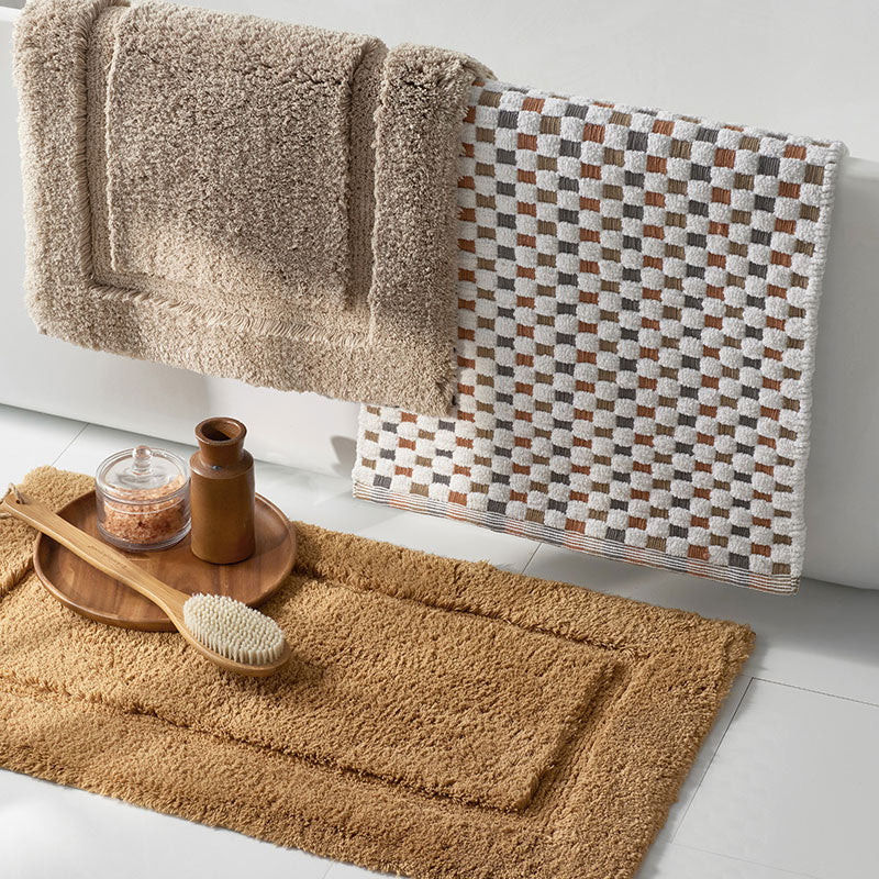 Checkered Bath Rug