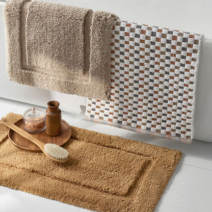 Checkered Bath Rug