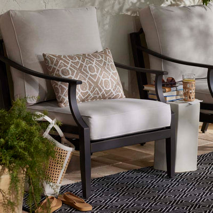Diamond Handwoven Indoor/Outdoor Rug