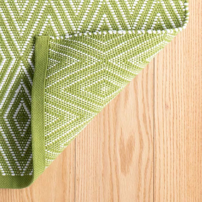 Diamond Handwoven Indoor/Outdoor Rug