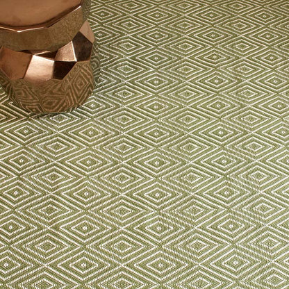 Diamond Handwoven Indoor/Outdoor Rug