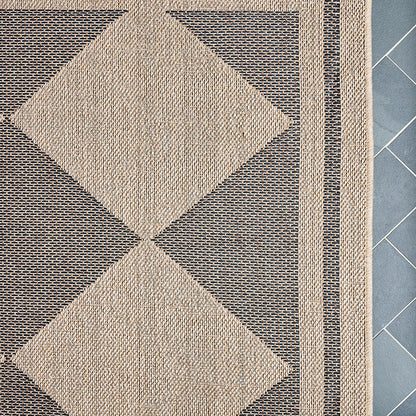 Diamond Checkered Outdoor Rug