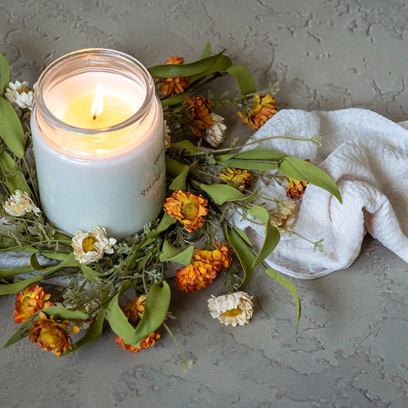 Cream & Orange Mini Daisy Candle Wreath