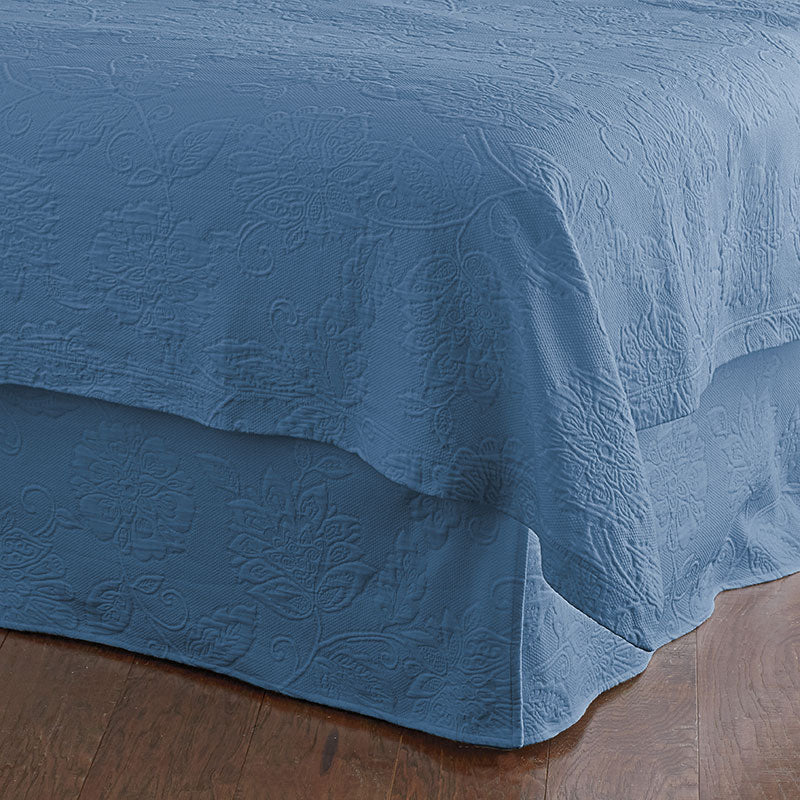 Putnam Cotton Matelassé Bed Skirt