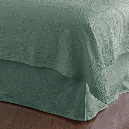 Putnam Cotton Matelassé Bed Skirt