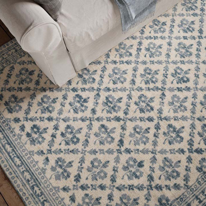 Cottage Floral Wool Blend Rug