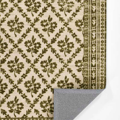 Cottage Floral Wool Blend Rug