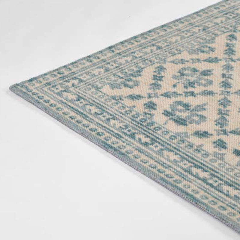 Cottage Floral Wool Blend Rug