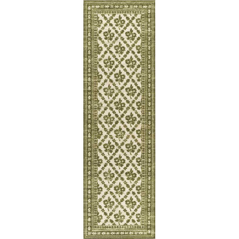 Cottage Floral Wool Blend Rug