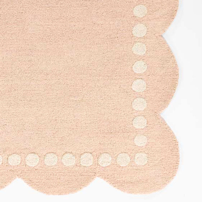 Scallop Dotted Border Hand Tufted Wool Rug
