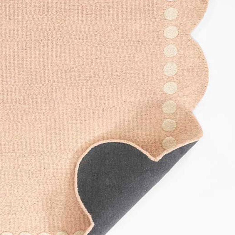 Scallop Dotted Border Hand Tufted Wool Rug